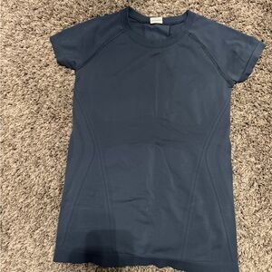 Athleta Dark Blue Short Sleeve Tee